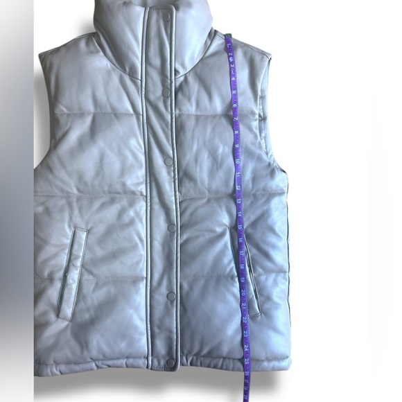 Abercrombie & Fitch Faux Leather Puffer Vest Camel Neutral Size Small - Picture 5 of 10
